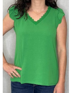 Blusa Manga Corta Volantes...