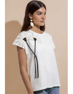 Camiseta Manga Corta Flor...