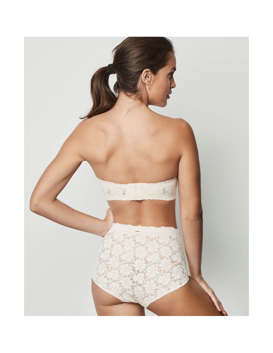 Sujetador Bandeau Comfortwear Sin... Sujetador Bandeau Comfortwear Sin...